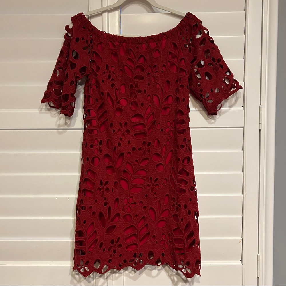 Pretty Garden Lace Shift Dress Red Burgundy Size Small